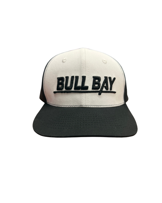 Fieldcore Hat: Modern Bull Bay - Black/White