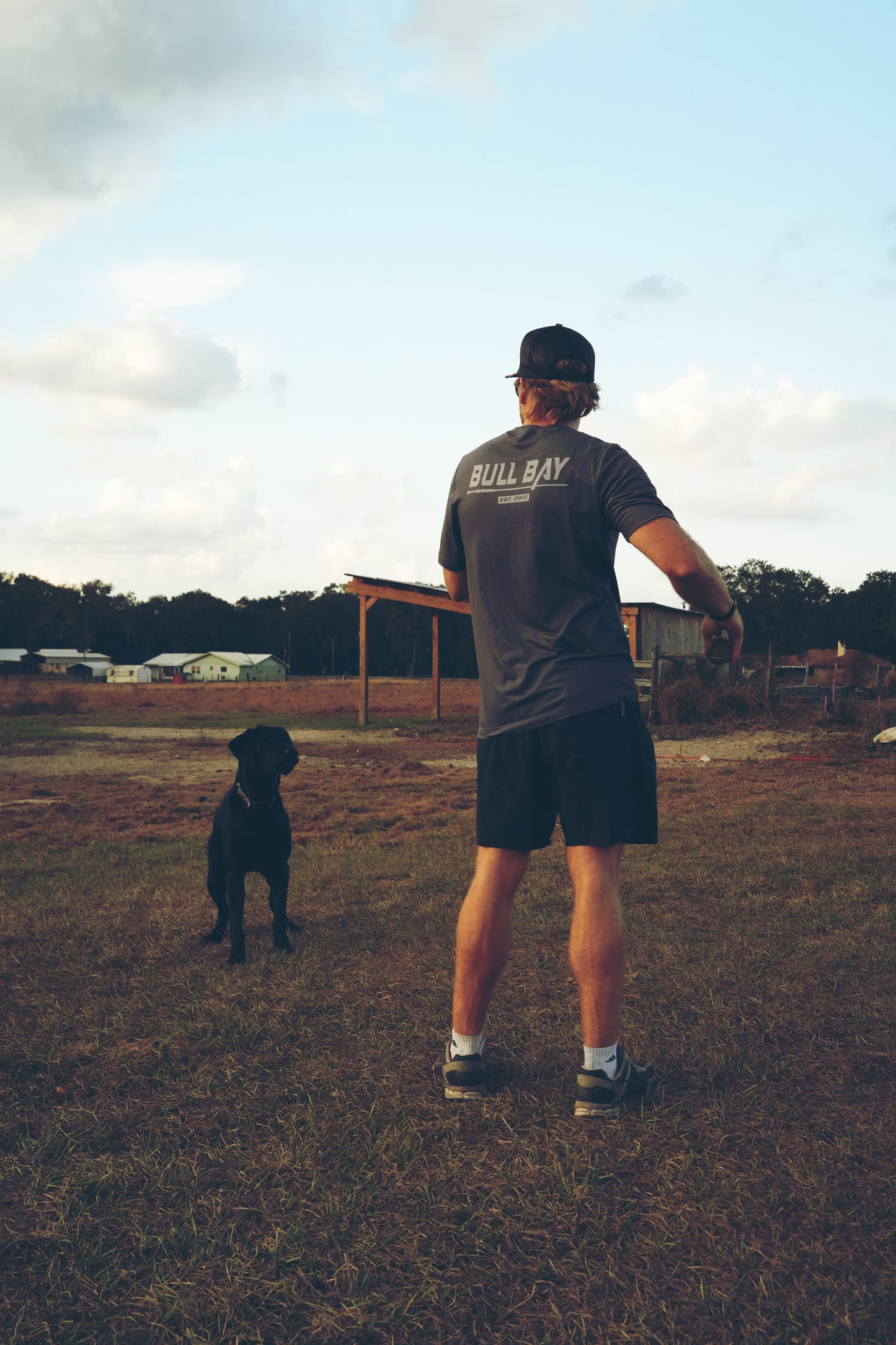 FIELDCORE SHORT SLEEVE: STEALTH SOLID
